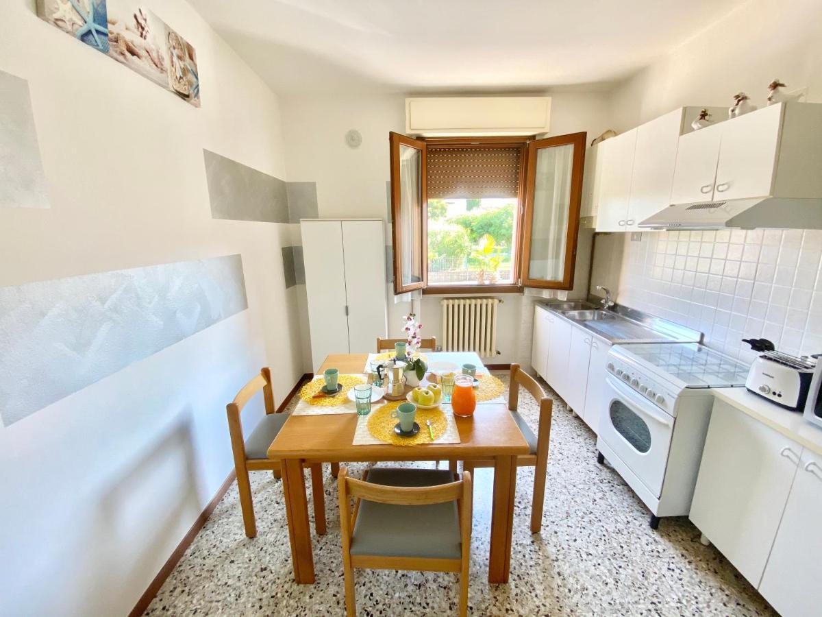Isa Sirmione Apartments Екстер'єр фото