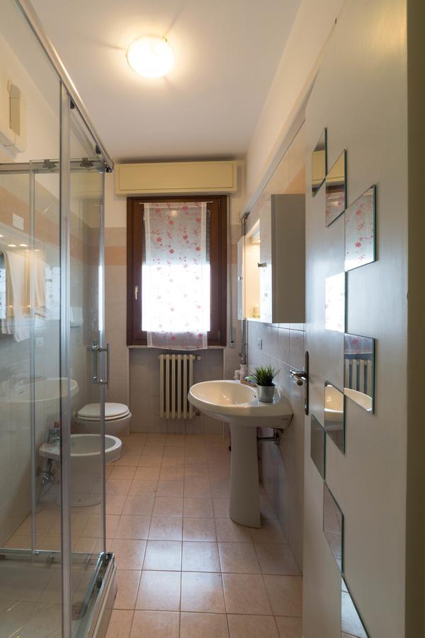 Isa Sirmione Apartments Екстер'єр фото
