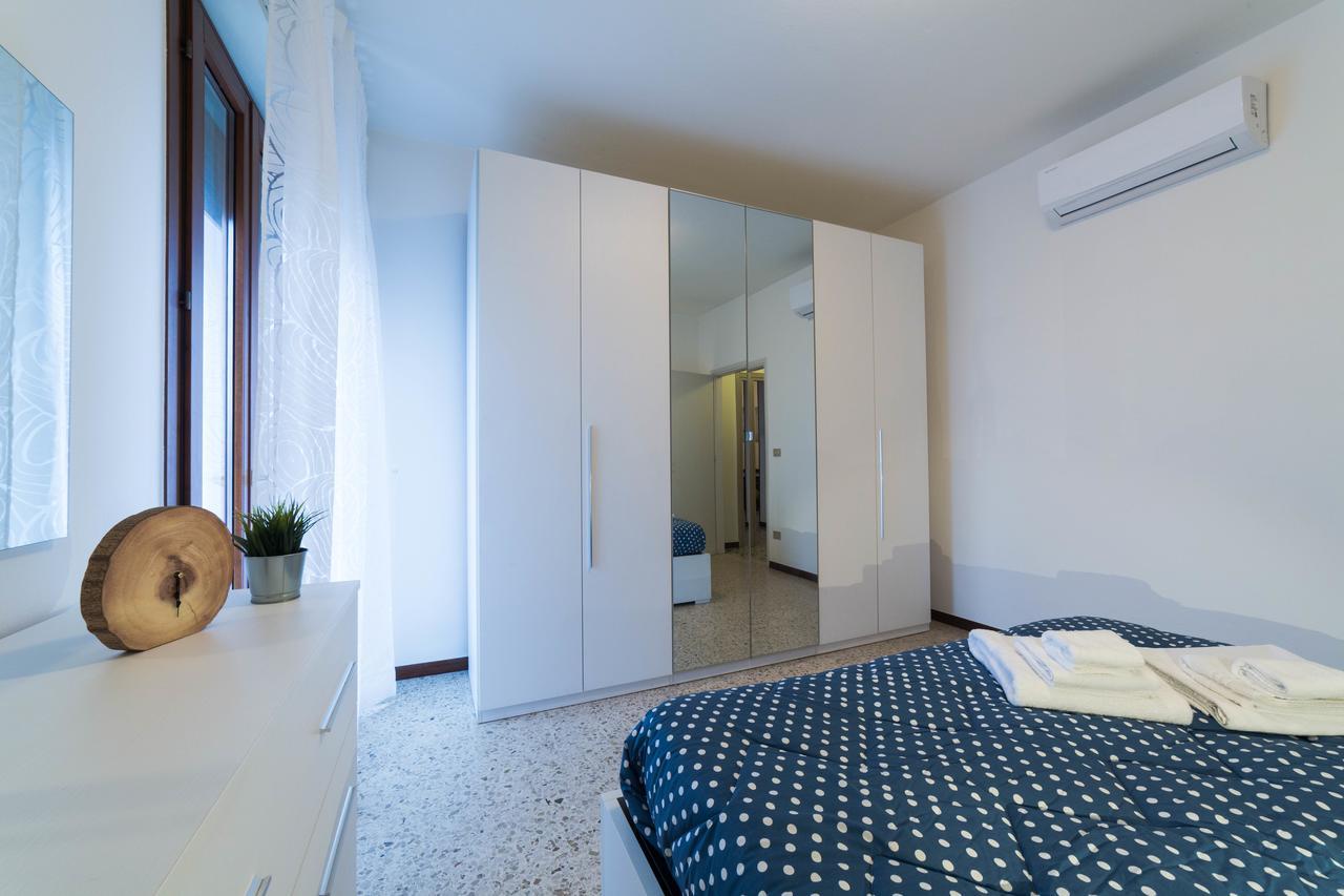Isa Sirmione Apartments Екстер'єр фото