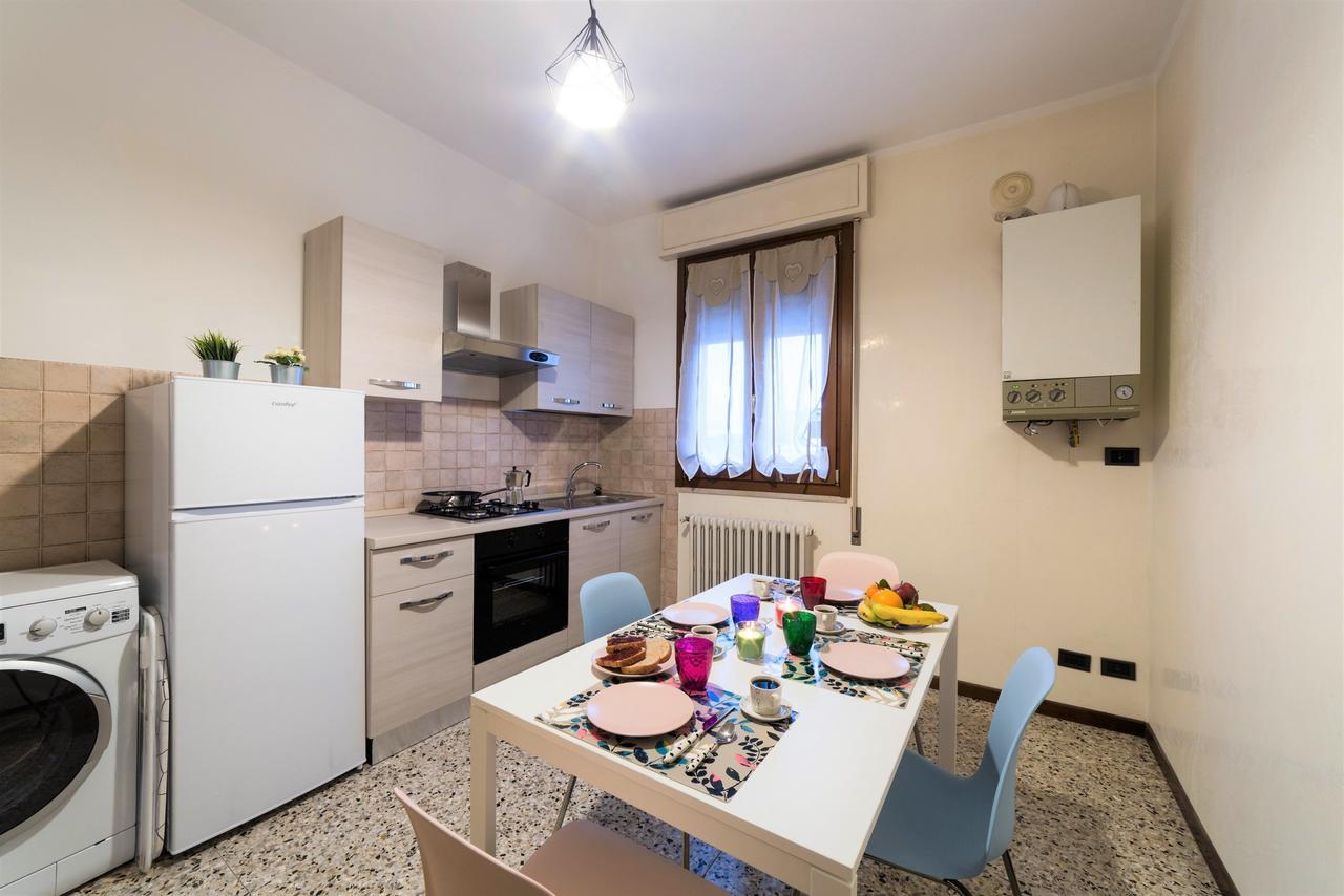 Isa Sirmione Apartments Екстер'єр фото