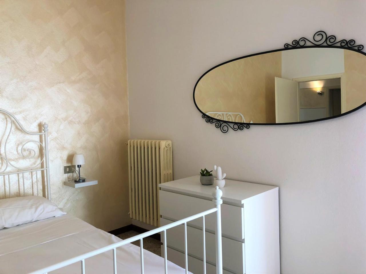 Isa Sirmione Apartments Екстер'єр фото