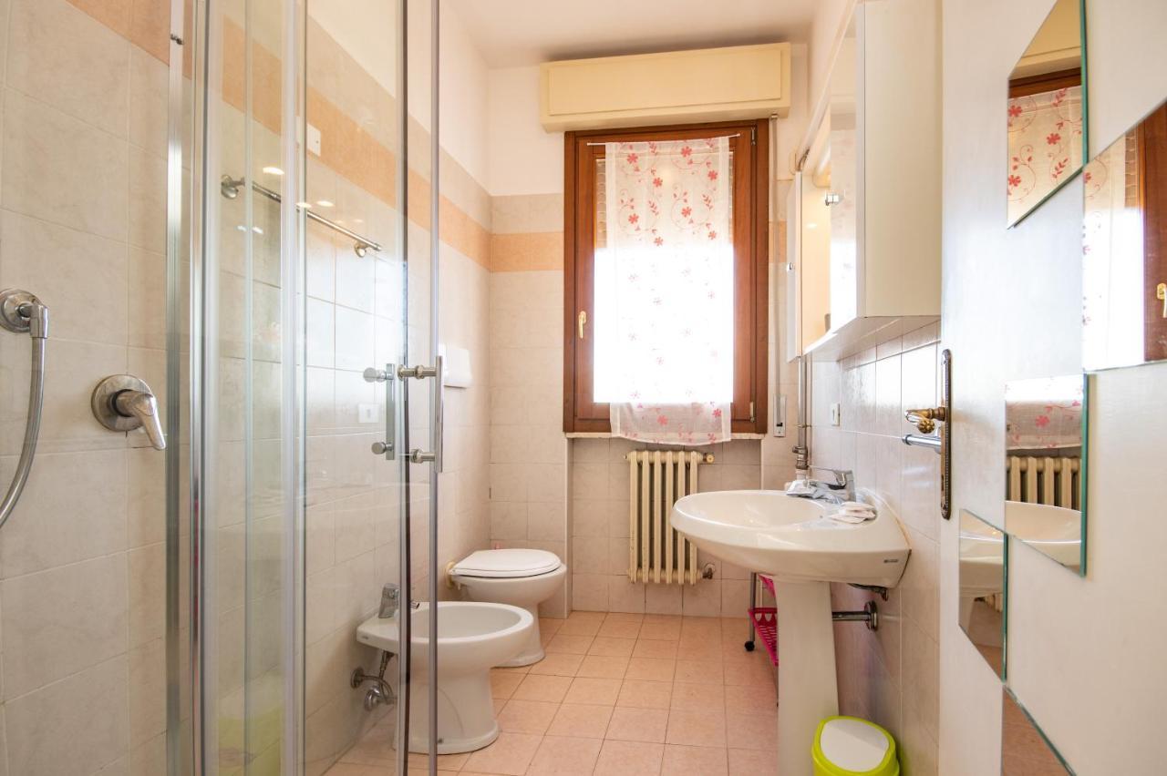 Isa Sirmione Apartments Екстер'єр фото