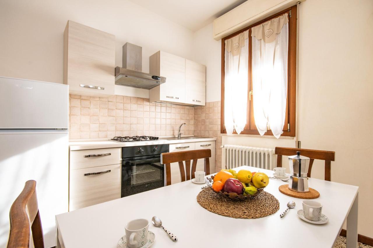 Isa Sirmione Apartments Екстер'єр фото