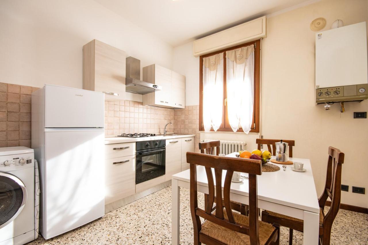 Isa Sirmione Apartments Екстер'єр фото